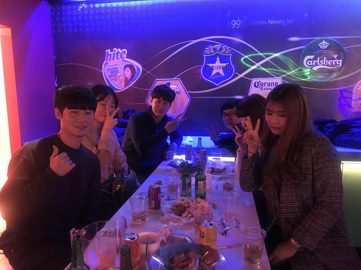 Yes Guesthouse Busan Eksteriør billede