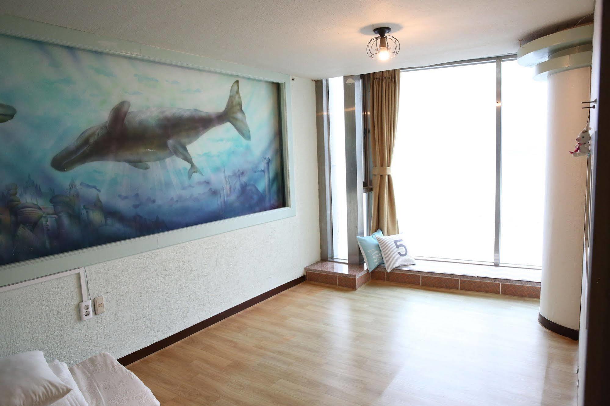 Yes Guesthouse Busan Eksteriør billede