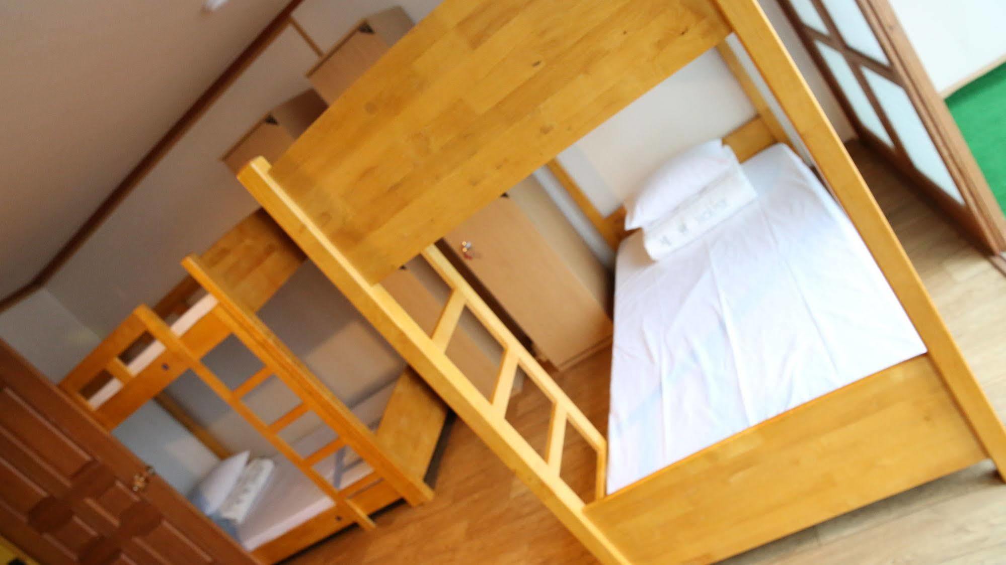 Yes Guesthouse Busan Eksteriør billede