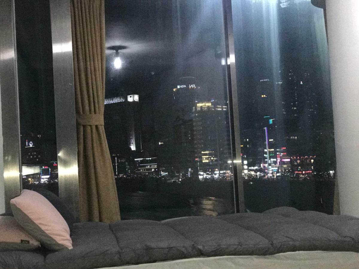 Yes Guesthouse Busan Eksteriør billede