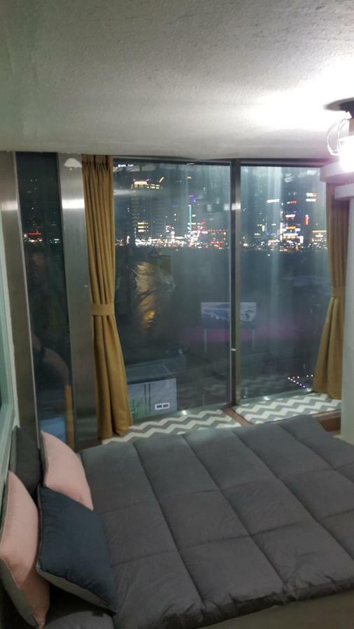 Yes Guesthouse Busan Eksteriør billede