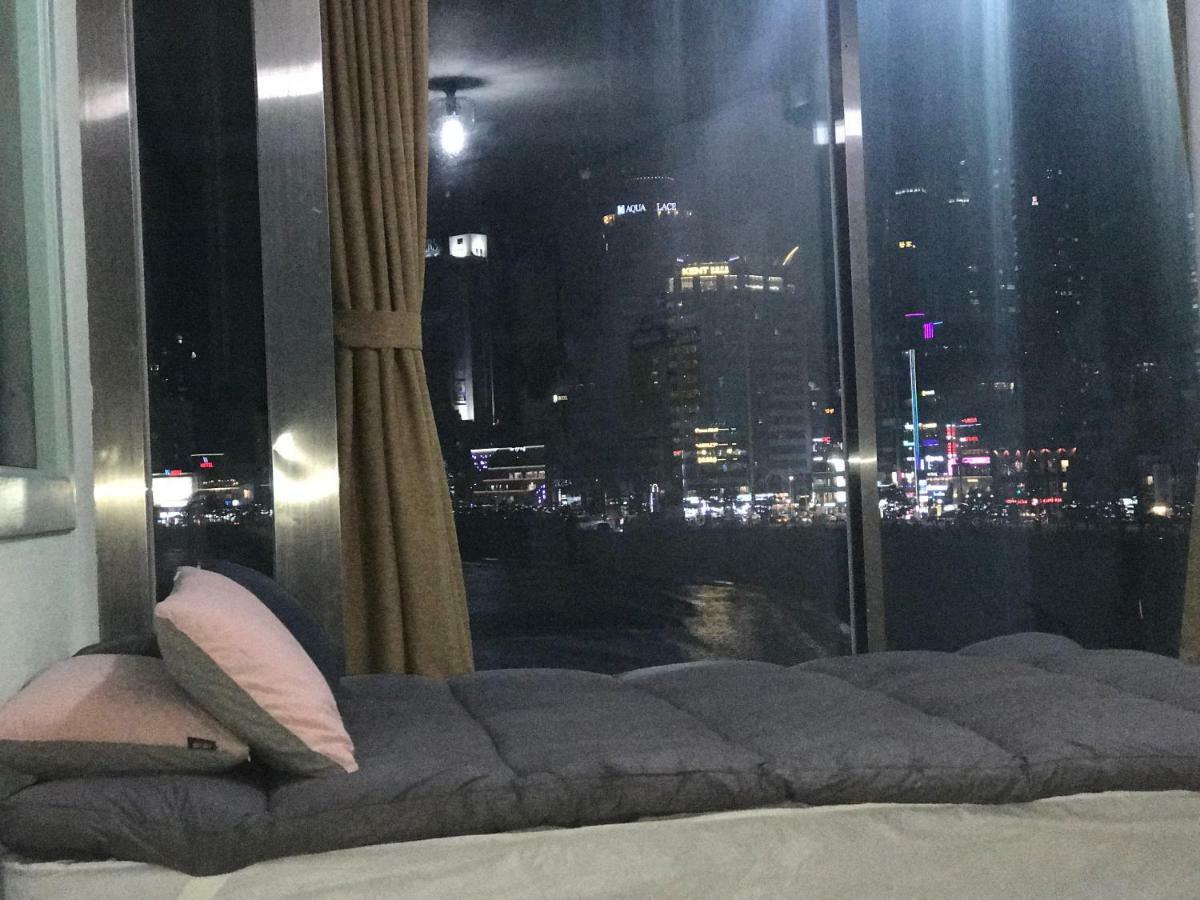 Yes Guesthouse Busan Eksteriør billede
