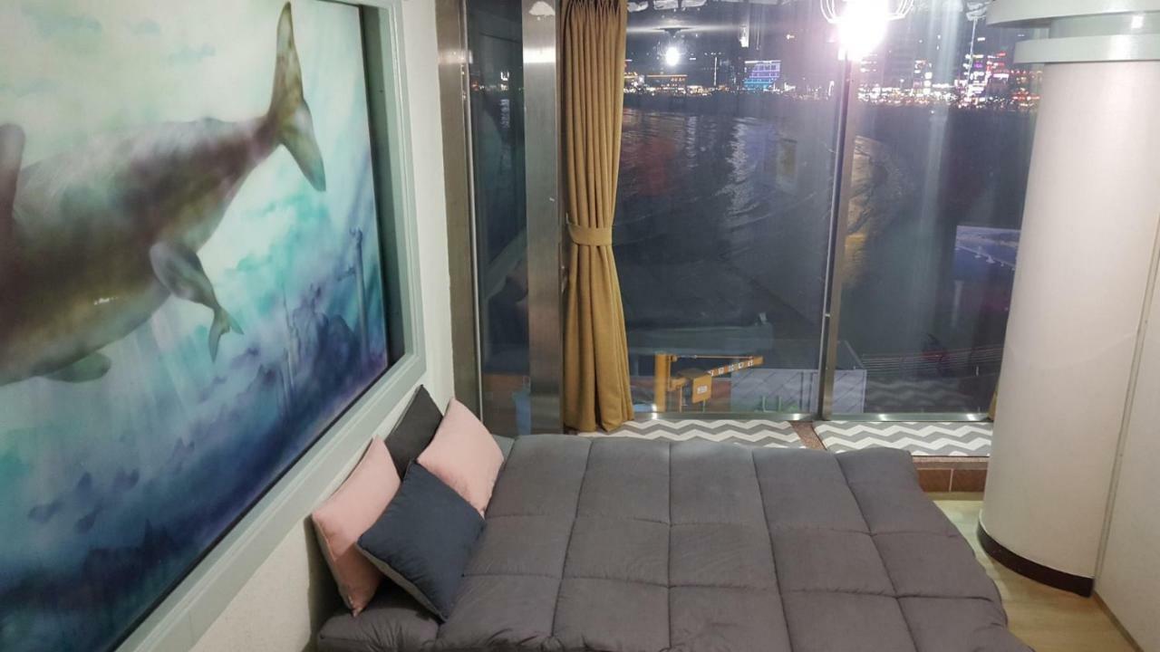 Yes Guesthouse Busan Eksteriør billede